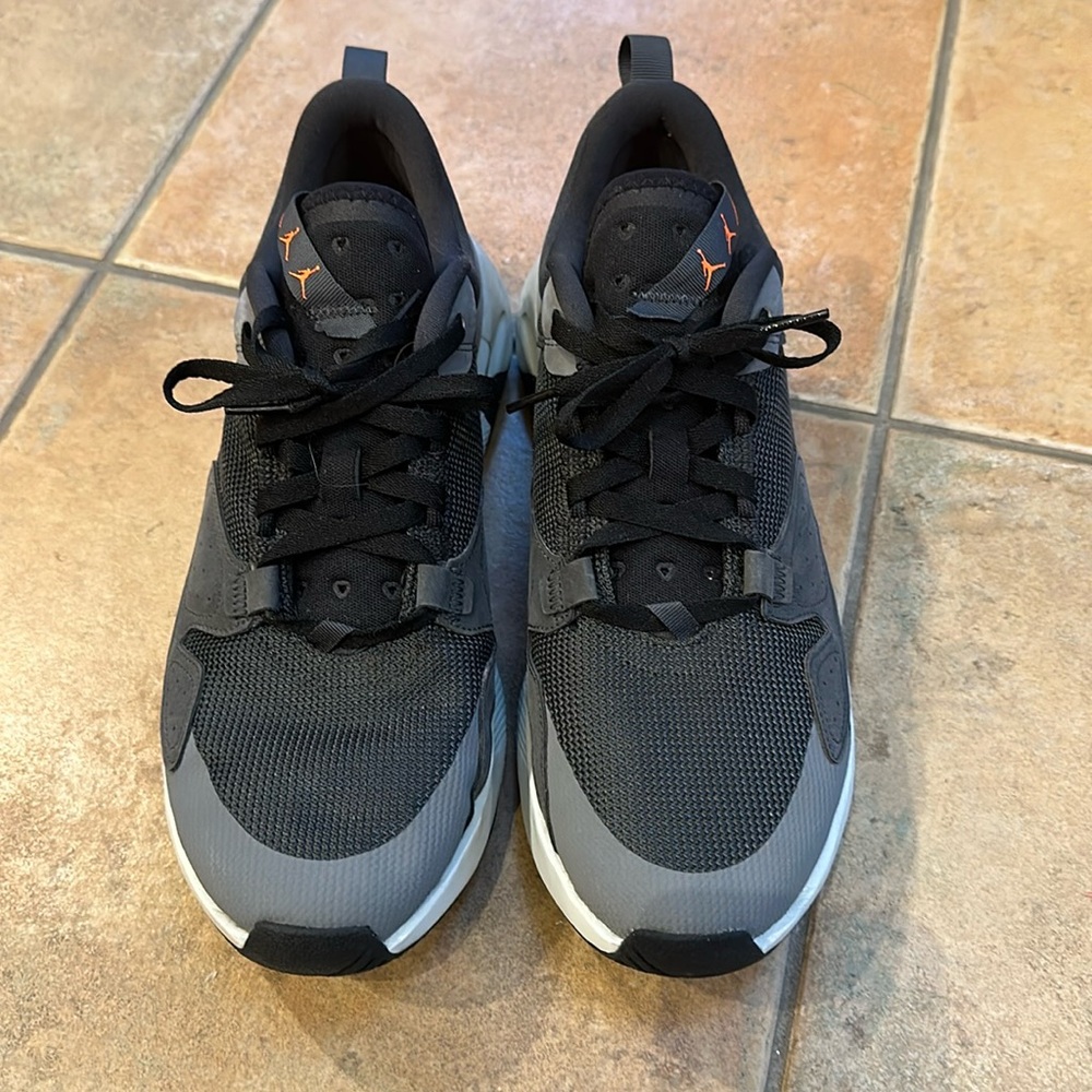 Jordan Air Cadence Shoes NWOT